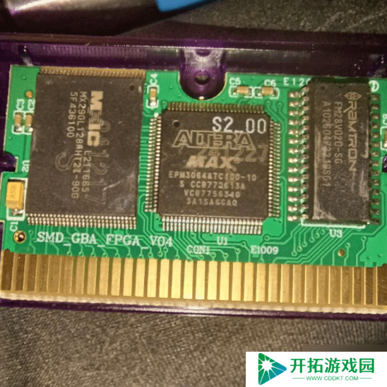 GBA复古游戏卡带被批存在安全隐患：电路板超脏