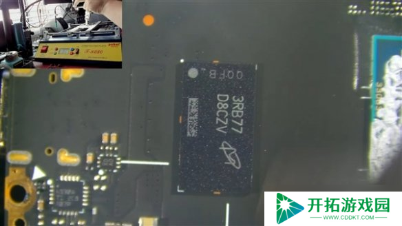 技术高超!国外有人将SteamDeck OLED内存扩容至32GB